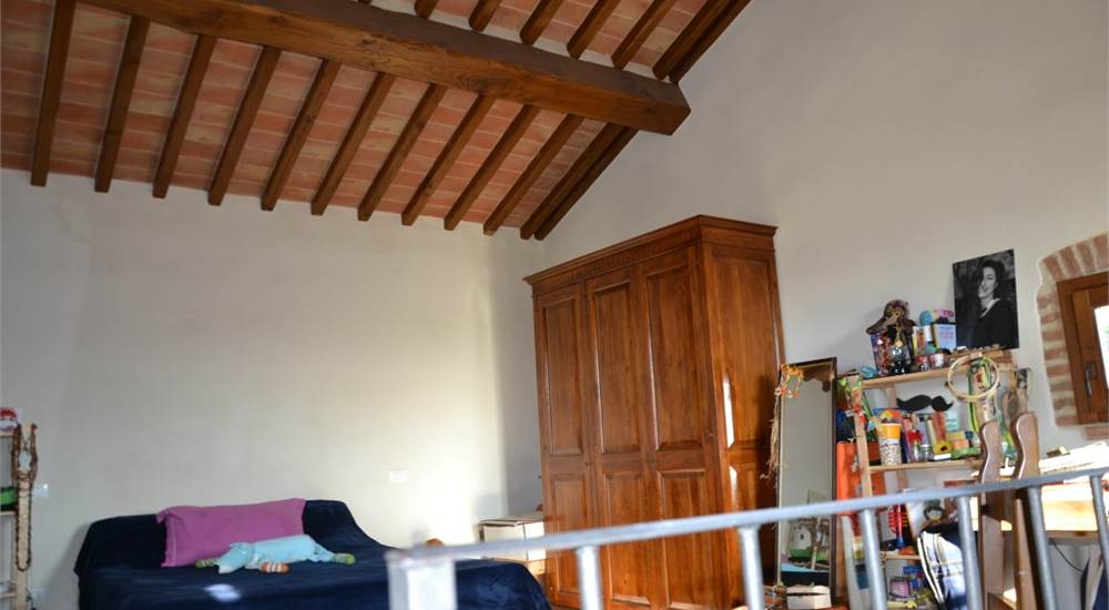 Photo 23
